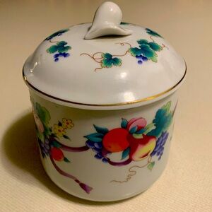 Germaine Montreil Vintage Porcelain Jarw/Lid